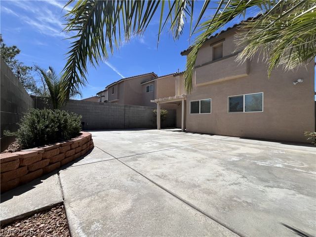 7118 Garden Pond Street, Las Vegas, NV 89148