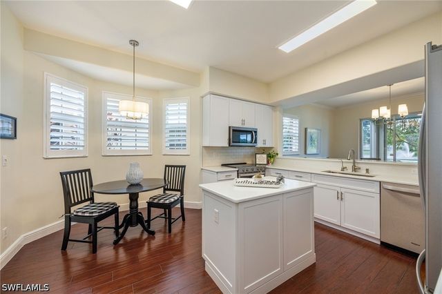 558 Vintage Reserve LN 19A, Naples, FL 34119