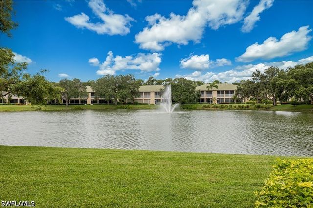 558 Vintage Reserve LN 19A, Naples, FL 34119