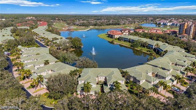 558 Vintage Reserve LN 19A, Naples, FL 34119