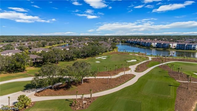 558 Vintage Reserve LN 19A, Naples, FL 34119