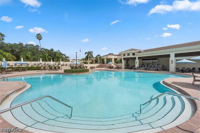 558 Vintage Reserve LN 19A, Naples, FL 34119