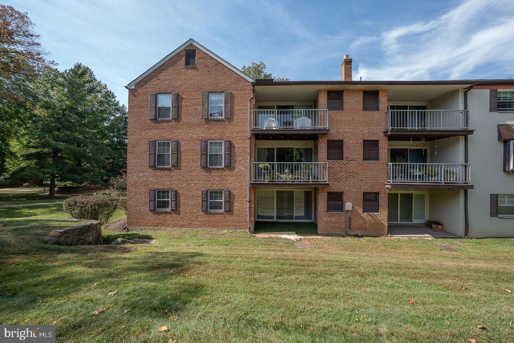 71 DRUMMERS LN, WAYNE, PA 19087 — exterior