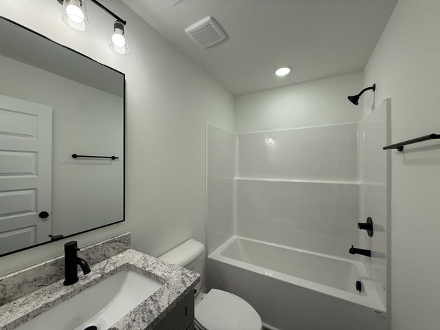 1135 Javier Dr, Springfield, TN 37172