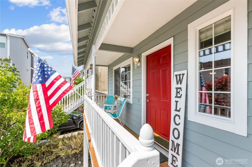 Image 24 of property listing at 3964 Broadmoor Loop NE, Bremerton, WA 98310