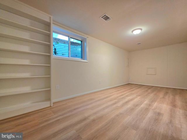 2901 PINEY GROVE CT, Fairfax, VA 22031
