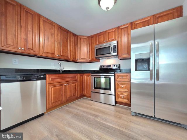 2901 PINEY GROVE CT, Fairfax, VA 22031