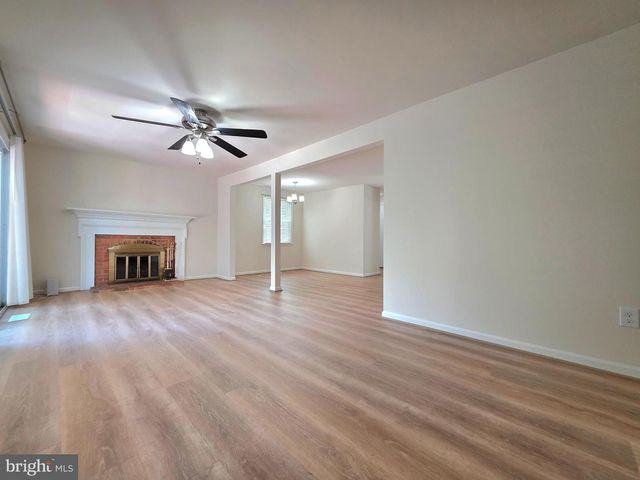 2901 PINEY GROVE CT, Fairfax, VA 22031