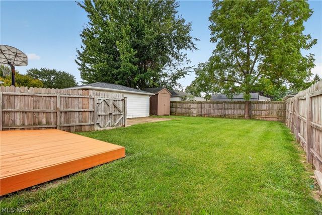1327 W 26th Street, Lorain, OH 44052