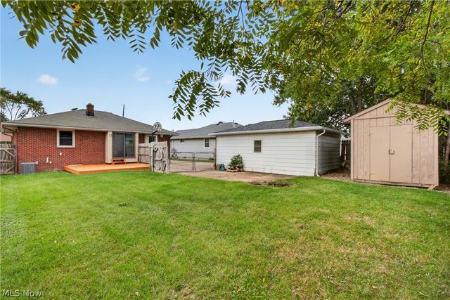 1327 W 26th Street, Lorain, OH 44052