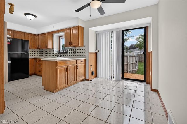1327 W 26th Street, Lorain, OH 44052