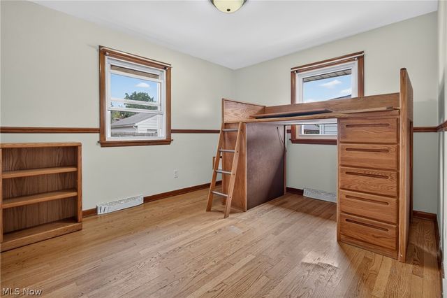1327 W 26th Street, Lorain, OH 44052