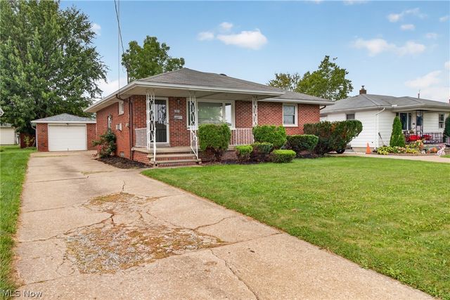 1327 W 26th Street, Lorain, OH 44052