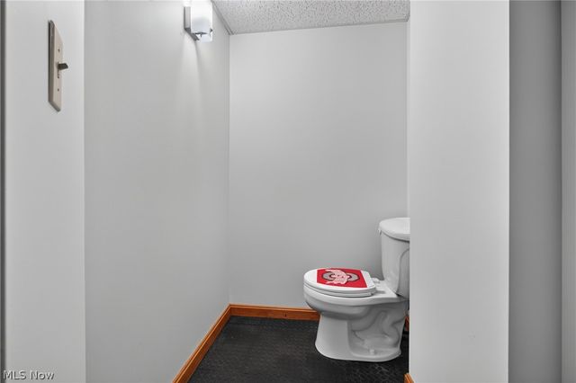 1327 W 26th Street, Lorain, OH 44052