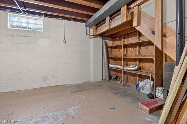 1327 W 26th Street, Lorain, OH 44052