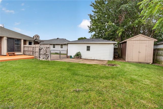 1327 W 26th Street, Lorain, OH 44052
