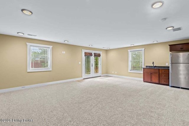 162 River Falls Dr, Mt Washington, KY 40047