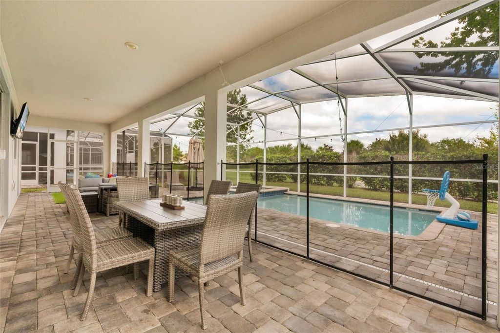 Image 25 of property listing at 9041 HAZARD STREET, Davenport, FL 33896