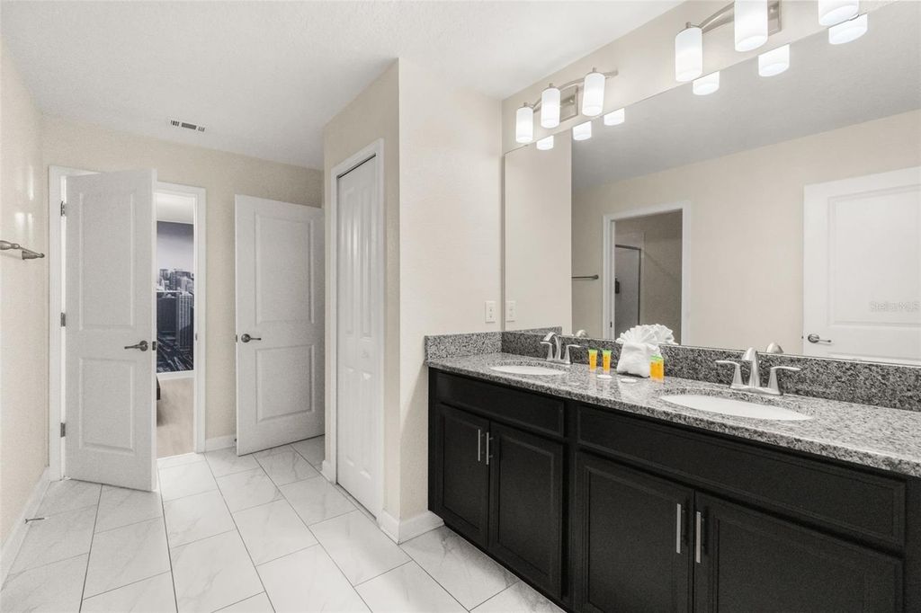 Image 58 of property listing at 9041 HAZARD STREET, Davenport, FL 33896