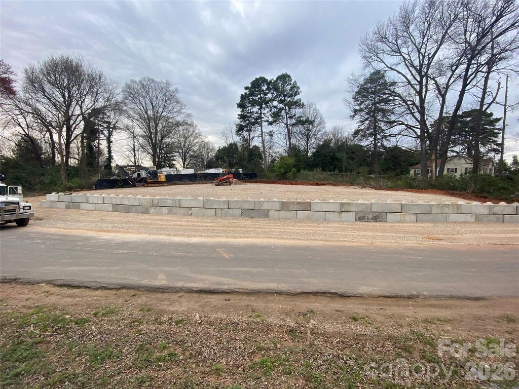3555 Northerly Road, Charlotte, NC 28206