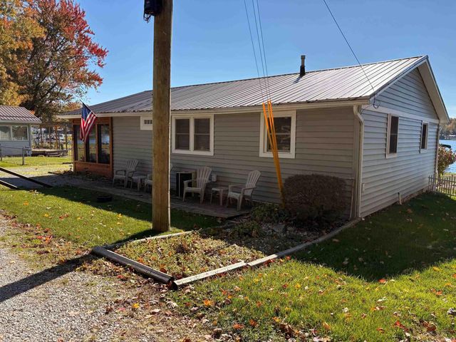 5439 W Warren Street, Silver Lake, IN 46982