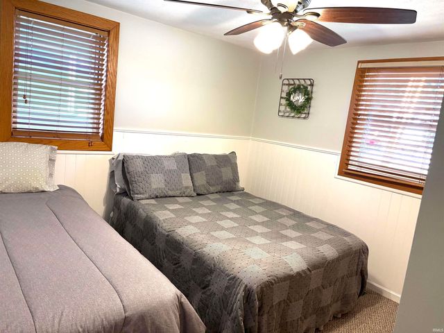 5439 W Warren Street, Silver Lake, IN 46982