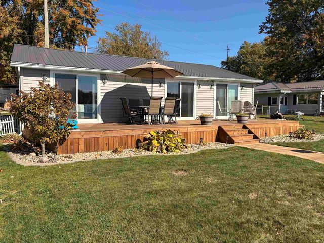 5439 W Warren Street, Silver Lake, IN 46982