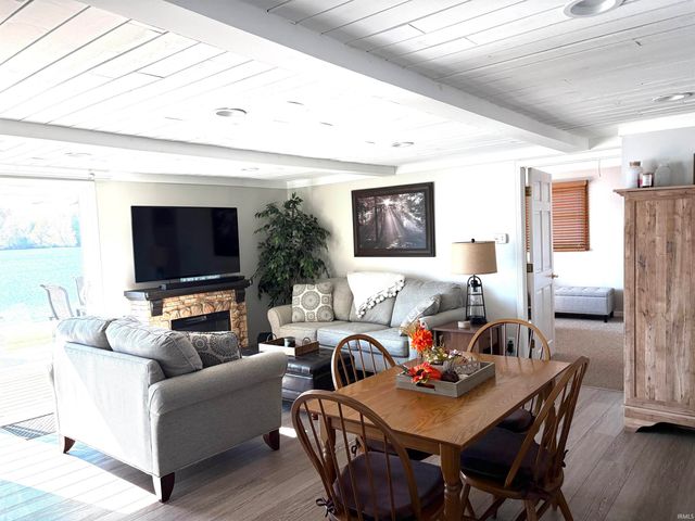 5439 W Warren Street, Silver Lake, IN 46982