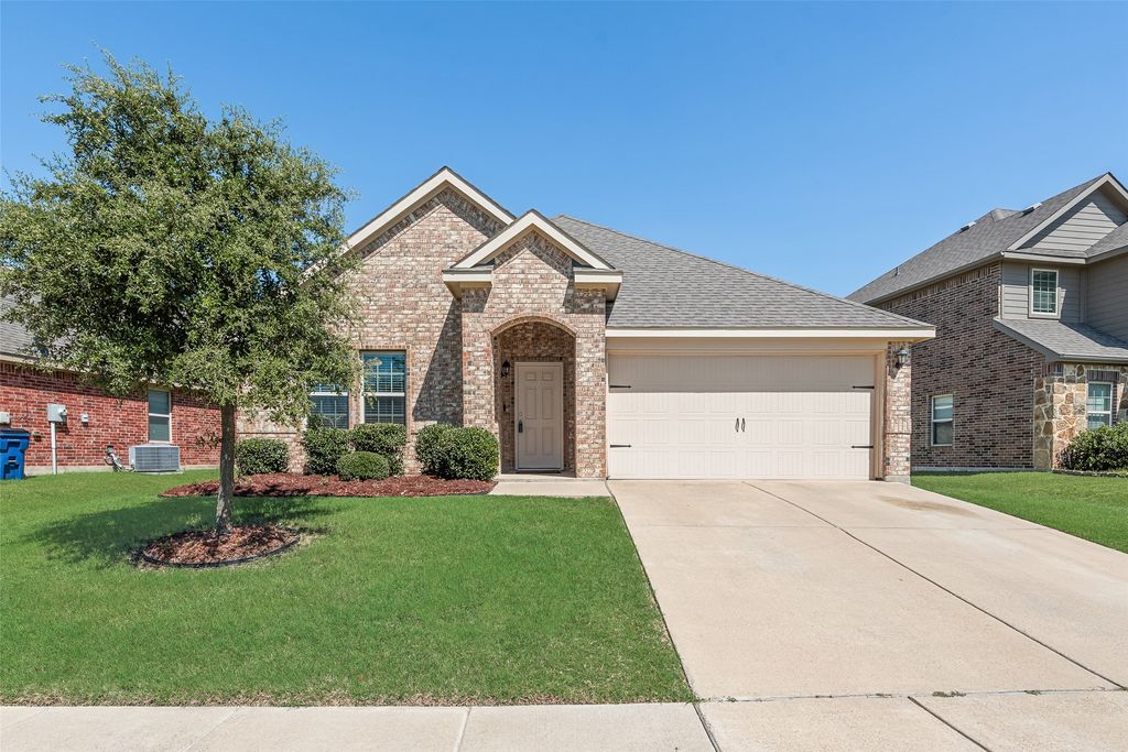 3340 Emerson Road, Forney, TX 75126