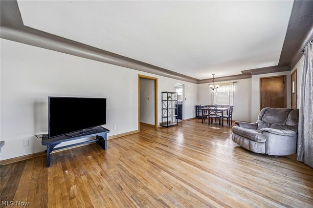 28626 Forest Road, Willowick, OH 44095
