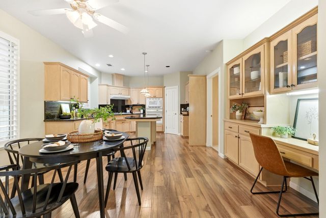 2467 Presidential Drive, Tulare, CA 93274