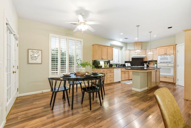 2467 Presidential Drive, Tulare, CA 93274