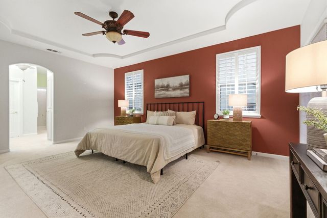 2467 Presidential Drive, Tulare, CA 93274