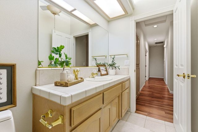 2467 Presidential Drive, Tulare, CA 93274