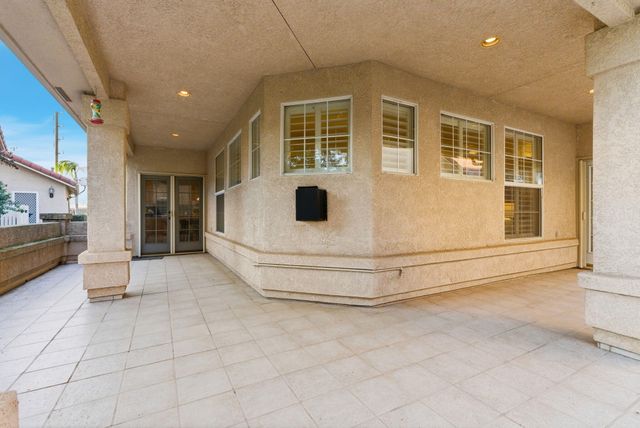 2467 Presidential Drive, Tulare, CA 93274