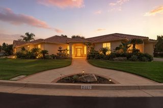 2467 Presidential Drive, Tulare, CA 93274