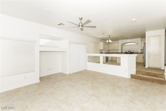 10996 Calcedonian Street, Las Vegas, NV 89141