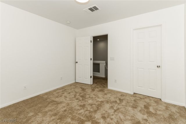 10996 Calcedonian Street, Las Vegas, NV 89141