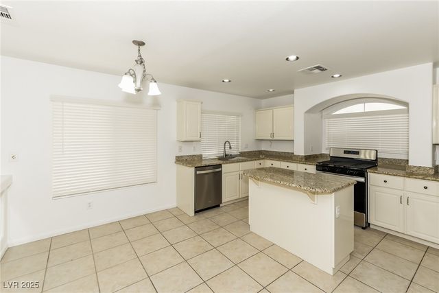 10996 Calcedonian Street, Las Vegas, NV 89141