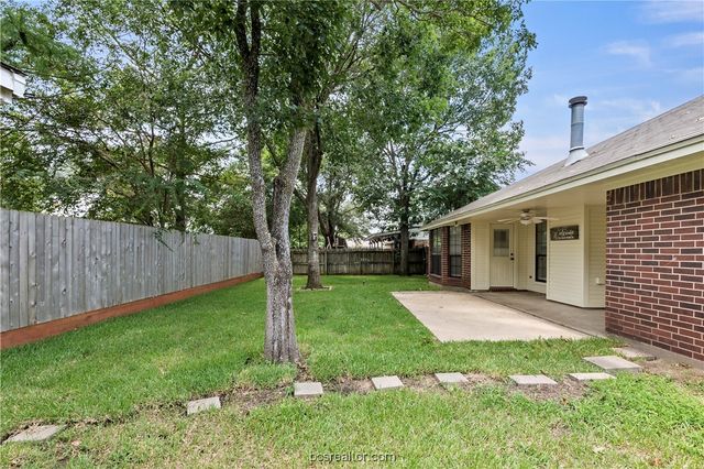 1412 Richland Court S, College Station, TX 77845
