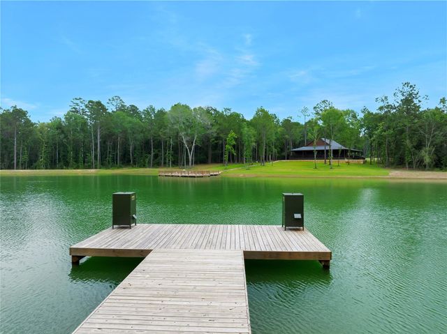 183 Rustic Ranch Drive, Huntsville, TX 77340