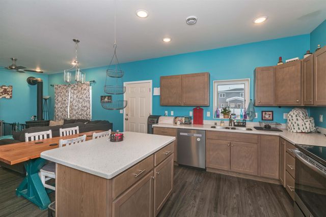 2777 W 3RD AVENUE, North Pole, AK 99705