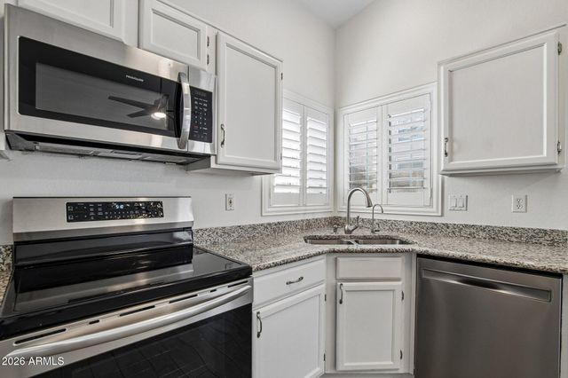 14617 S 43RD Place, Phoenix, AZ 85044