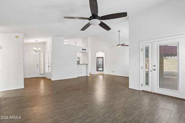 14617 S 43RD Place, Phoenix, AZ 85044