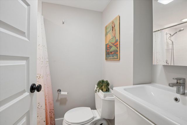 524 Orton Avenue 201, Fort Lauderdale, FL 33304