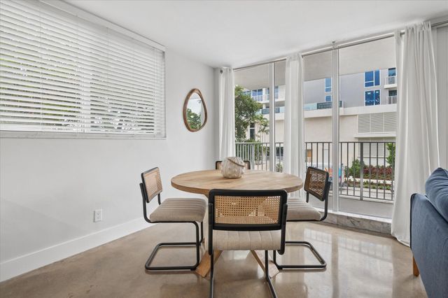 524 Orton Avenue 201, Fort Lauderdale, FL 33304