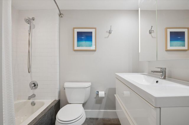 524 Orton Avenue 201, Fort Lauderdale, FL 33304