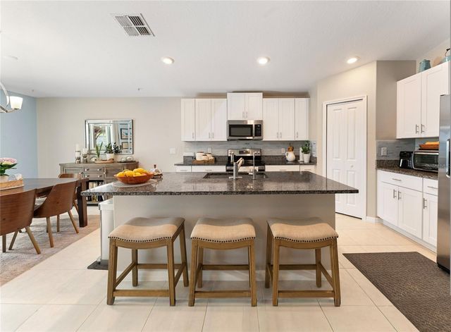 36548 GARDEN WALL WAY, Zephyrhills, FL 33541