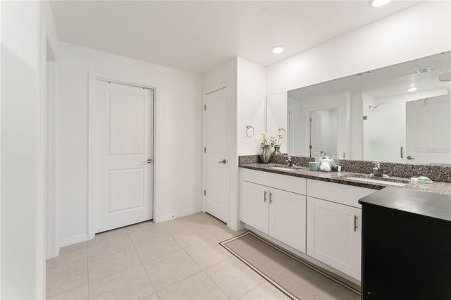 36548 GARDEN WALL WAY, Zephyrhills, FL 33541