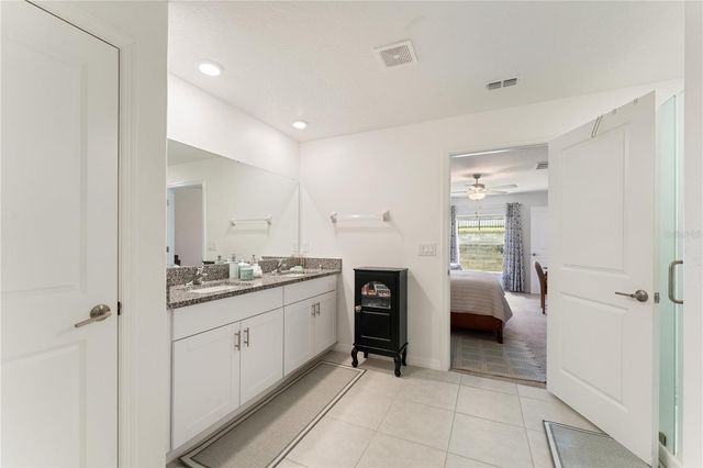 36548 GARDEN WALL WAY, Zephyrhills, FL 33541